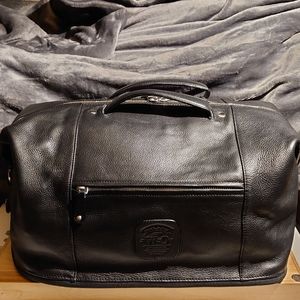 Wool & Oak weekender leather duffle bag